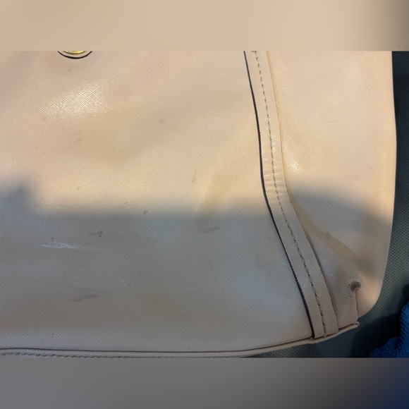 Coach Cream Leather Tote - Picture 5 of 11